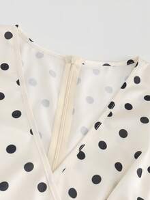 Franclia 女士优雅波点印花裹身式腰部褶皱纽扣装饰修身长裙，适合春夏外出和约会 - 彩色 - 查看 5