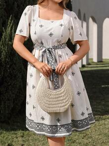 Juhart 大码女式复古碎花休闲连衣裙 - 杏色 - 查看 3