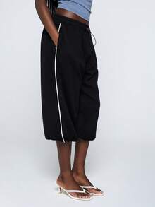 COUREZ Low Rise Side Stripe Capris /Y2K Summer Outfits For Women Spring Outfits For Women Summer Clothes Going Out Outfits Summer Bottoms Baggy Pants Capris For Women - Black - View 4