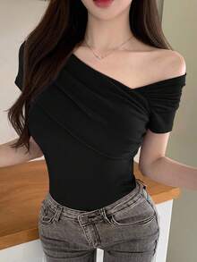 DAZY 女士优雅纯色不对称领T恤，夏季 - 黑色 - 查看 6