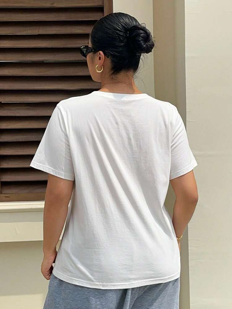 Dazy Plus Plus Size Women's Solid Color Casual Round Neck All-Match Versatile Short Sleeve White T-Shirt, Spring/Summer