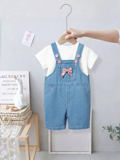 Spring/Summer Baby Girls' Cute Pink Button & Bow Decor Soft Denim Loose Casual Comfortable Bib Shorts