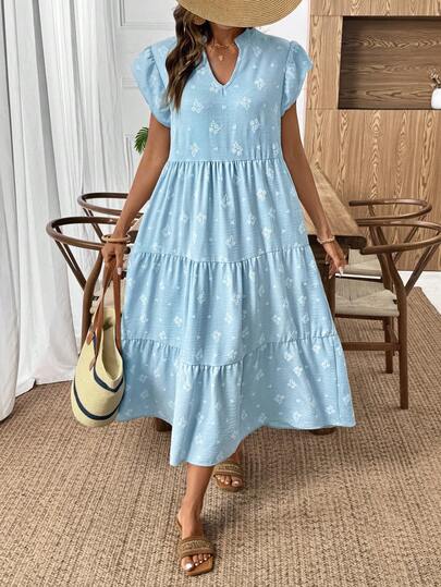 Louniche 优雅女士浅蓝色V领碎花层叠荷叶袖连衣裙，适合乡村、海滩、度假、夏季户外野餐、日常休闲穿着、家庭聚会等场合。