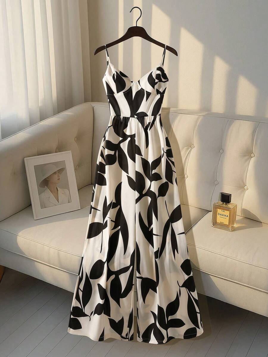 Franclia Bộ jumpsuit nữ dệt họa tiết nước, cổ chữ V, dây mảnh, thắt nơ ở eo, thích hợp mặc hàng ngày. - Màu be - Xem 1