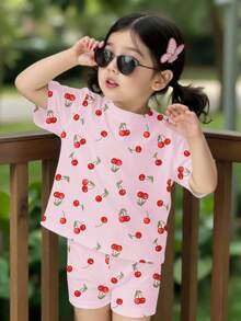 Bộ đồ hai mảnh dành cho bé gái, kiểu dáng tối giản, in hình quả anh đào, gồm áo tay ngắn và quần short, thích hợp cho mùa hè. - Nhiều màu - Xem 2