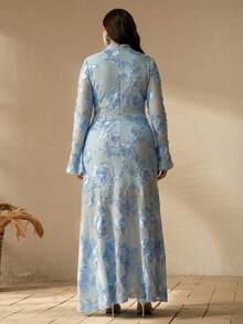 Anewsta 大码女式蓝色浪漫优雅立领喇叭袖花卉刺绣网纱修身长裙，拼接蕾丝缎带装饰，适合日常、度假、派对、情人节、婚礼等场合。 - 藍色 - 查看 6