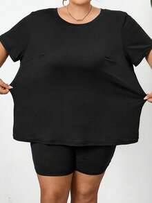 SHEIN CURVE+ CURVE 4件套加大码女式纯色短袖T恤和七分裤套装，Curve Plus，Hoho Vacation沙滩装/沙滩裙/沙滩度假装/沙滩必备/毕业典礼/下午茶派对礼服 - 黑色 - 查看 6