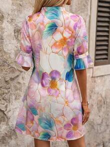 SHEIN Clasi 大码女式休闲印花半袖钥匙孔领连衣裙 - 彩色 - 查看 2
