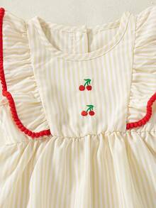 Souflis Souflis Novo Verão Francês Menina Bebê Pêssego Pálido Listrado Design Bordado de Cereja Adorável Babado Recorte Contraste Cor Recorte Combinando Shorts Listrados Macio Adequado para Escola, Brincadeira, Compras e Outras Ocasiões - Damasco - Visão 7