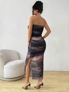 SHEIN PETITE CURVE 大码扎染网纱无肩带开衩修身连衣裙 - 棕色 - 查看 2