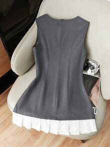 GlowEve Đầm ngắn nữ màu xám trơn không tay cổ tròn xếp ly gấu - Xám - Xem 2