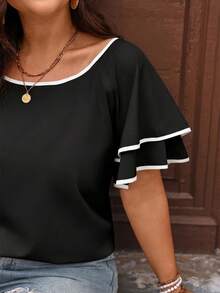 SHEIN CURVE+ Áo sơ mi nữ cỡ lớn kiểu dáng thường ngày với viền tương phản - Đen và trắng - Xem 5