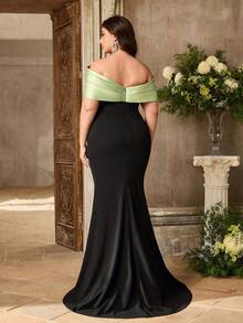 Aureia Plus Size Elegant Minimalist Off Shoulder Pleated Fitted Fishtail Hem Formal Gown For Wedding Party Formal - Multicolor - View 4