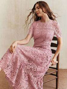 Anewsta Elegantes Spitzen-Patchwork-Kleid mit graziösem rosa Rüschensaum und Kurzarm für Frauen - Pink - Übersicht 6