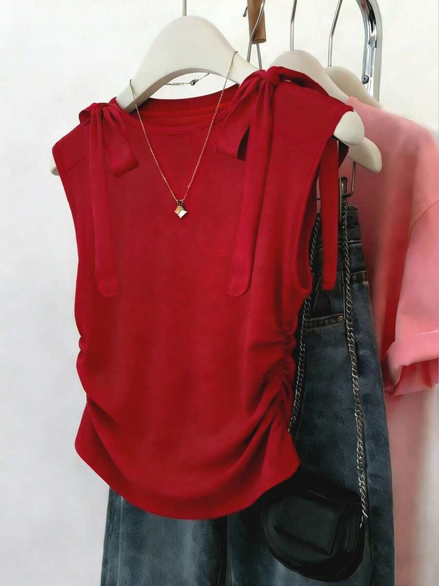 Franclia 优雅红色女士T恤，肩部饰有蝴蝶结系带，修身设计，腰部有褶皱。 - 紅色 - 查看 1