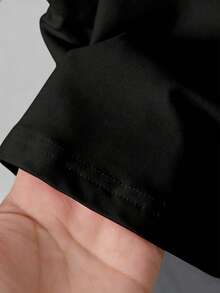 少女黑色可爱猫狗印花短款休闲T恤，高腰修身款 - 黑色 - 查看 5