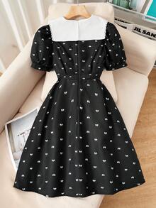 1件少女束腰甜美黑白撞色蝴蝶结装饰花瓣袖蝴蝶结印花连衣裙，优雅适合派对、学校、聚会等场合 - 黑色 - 查看 3