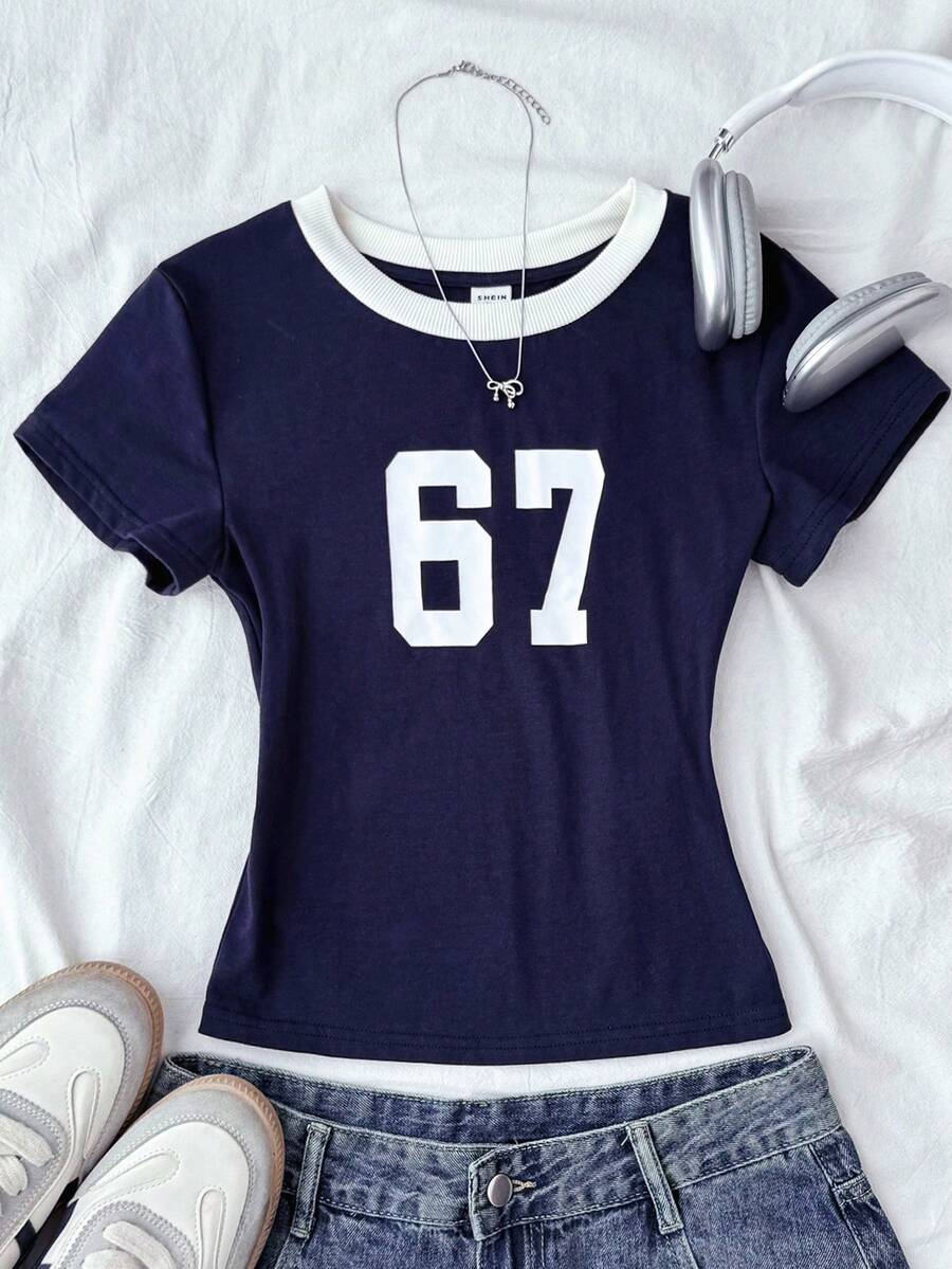 Áo thun nữ tuổi teen màu xanh hải quân, cổ tròn, ôm sát, phối màu tương phản, in họa tiết 67, tay ngắn, kiểu dáng thể thao năng động, dáng crop. - Xanh đậm - Xem 1