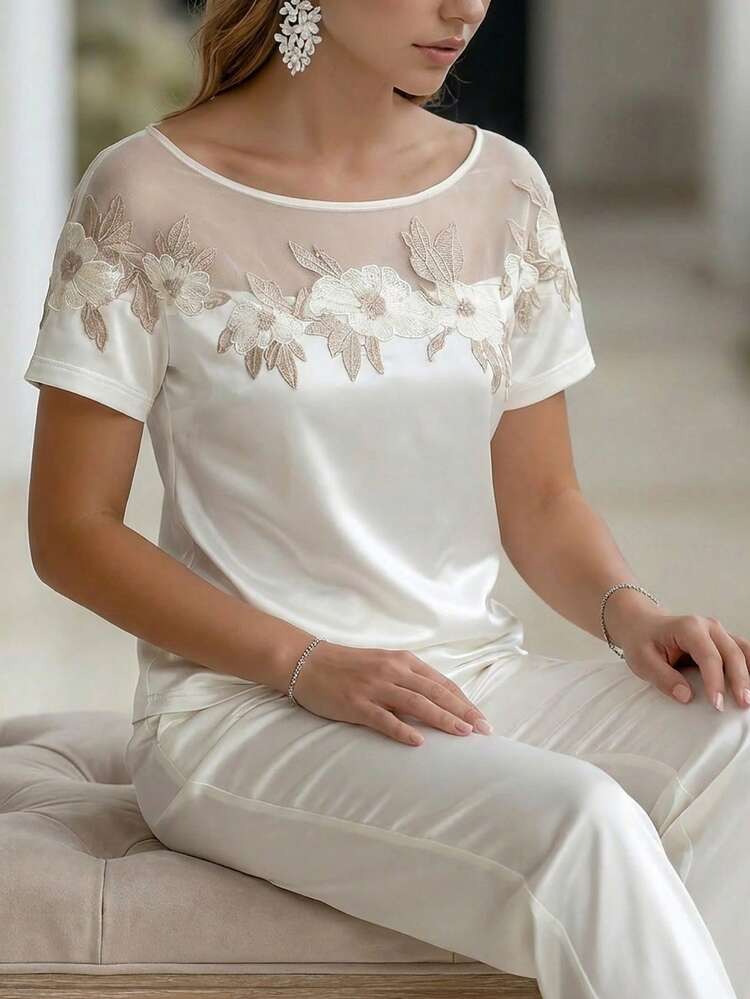 EMERY ROSE Blusa de satén con decoración floral, cuello redondo elegante, ajustada, para uso diario, vacaciones, casual y fiestas. Confección de alta calidad, para uso casual en primavera/verano - Blanco - Añade 3