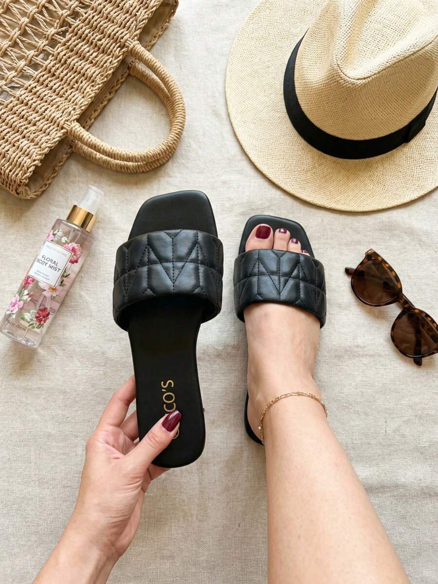 Sandalias Planas Metalizadas con Banda Acolchada de Rombos y Punta Cuadrada - Negro - Ver 1