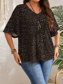 EMERY ROSE 大码女式V领豹纹印花休闲简约短袖T恤，适合夏季穿着 - 彩色 - 查看 4