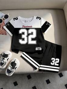 1 Set Estilo deportivo casual para niños pequeños con camiseta de manga corta de cuello redondo con bloque de color y estampado numérico 32 y letra, y pantalones cortos a juego, adecuado para primavera/verano, actividades al aire libre, deportes, uso escolar - Multicolor - Ver 3