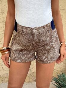 SHEIN 孕妇休闲腰带图案修身牛仔短裤 - 卡其色 - 查看 3