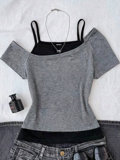 SHEIN Kids Summer Y2K Contrast Color Spaghetti Strap Off Shoulder Casual T-Shirt For Teen Girls, Suitable For Summer, Vacation, Leisure, Home, BM Style Fitted Gym Top Women's Tops For Summer Teen Girl Clothes Tops Off Shoulder Gym Top