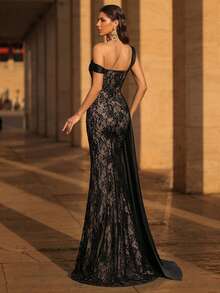 Glamrae 优雅奢华黑色缎面褶皱蕾丝拼接美人鱼礼服，露肩袖设计，适合婚礼、派对、节日、盛会和正式场合（装饰繁复） - 黑色 - 查看 3