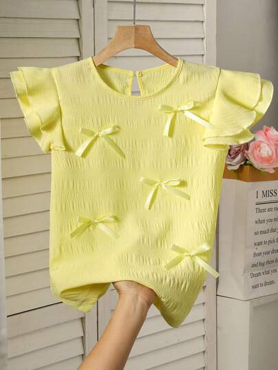 قميص بياقة مستديرة مع أكمام طائرة وزينة فراشة، تصميم فضفاض، مريح، ناعم وعملي، مناسب للخريف والربيع والصيف، مناسب للارتداء اليومي، التنقل، اللعب في الهواء الطلق، الرياضة، المدرسة، الملابس الشارعية، الحفلات والتصوير