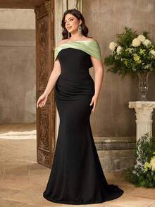Aureia Plus Size Elegant Minimalist Off Shoulder Pleated Fitted Fishtail Hem Formal Gown For Wedding Party Formal - Multicolor - View 8