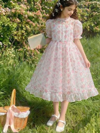 Tween Girl Ditsy Floral Princess Style Dress, Made Of Lightweight Organza Fabric With Airy And Ethereal Feel, Ruffled Collar Design, Layered Tie Dye Ditsy Floral, Puff Sleeves, Ruffled Hem, Loose And Flowy Silhouette, Suitable For Spring/Summer Occasions Like Birthday Party, Outdoor Picnic, Amusement Park, Lightweight