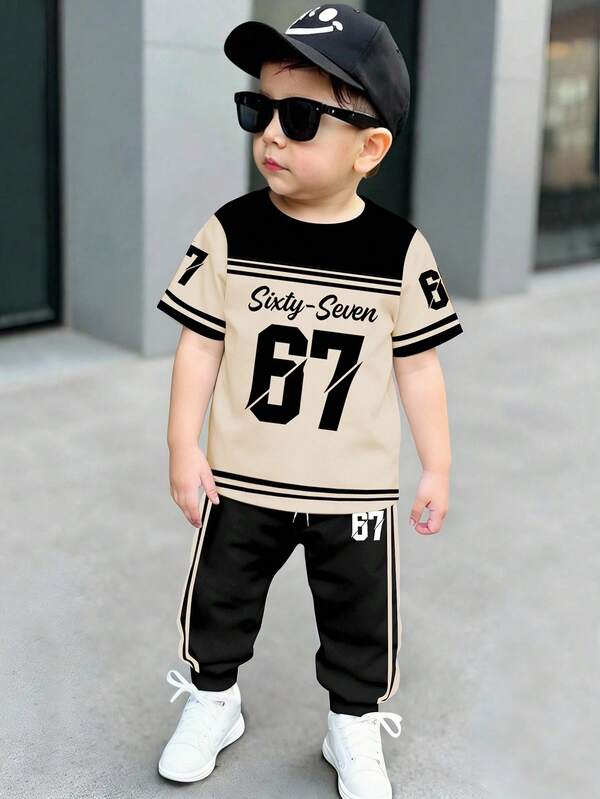 Conjunto de camiseta para niños, conjunto de estampado completo marrón + blanco, conjunto deportivo para niños con estampado de 67 estrellas, manga corta y pantalones de 2 piezas, versátil para todo el año y casual