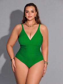 Plus Size Women Sexy One-Piece Swimsuit - Green - View 3