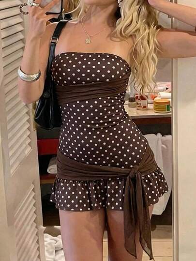 Aloruh Women's Polka Dot Strapless Ruffle Design Fashion Date Party Mini Dress