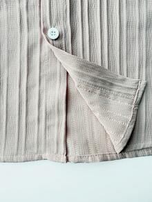 Surfspeed Bộ đồ đi biển dành cho nam giới, gồm áo sơ mi ngắn tay màu trơn cài một hàng khuy và quần short cạp chun có dây rút. - Màu Khaki - Xem 5