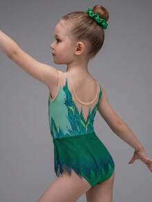 Bộ quần áo thể thao không tay nhiều màu sắc dành cho bé gái, với họa tiết tinh tế và chất liệu co giãn thoải mái. Thích hợp cho các hoạt động trượt băng nghệ thuật, thể dục dụng cụ và biểu diễn múa trong trường học. - Nhiều màu - Xem 3