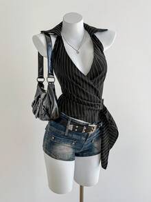 Elamini Áo sơ mi nữ cổ yếm thời trang kẻ sọc cài nút bên hông - màu đen - Xem 7