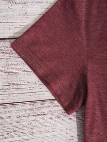 EMERY ROSE Women's Round Neck Heart Print Short Sleeve Casual Fashion Regular T-Shirt - Burgundy - View 4