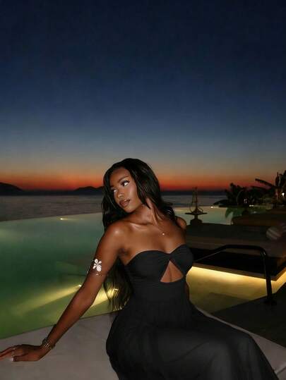 Lureya Đầm thời trang nữ không dây vai, chất liệu lưới xuyên thấu, khoét lỗ, đính vòng kim loại hình tròn, thiết kế đi biển, gợi cảm, quyến rũ, tinh tế, trẻ trung, thanh lịch, lãng mạn, thích hợp mặc hàng ngày, đi nghỉ mát, dự tiệc, mùa xuân hè.