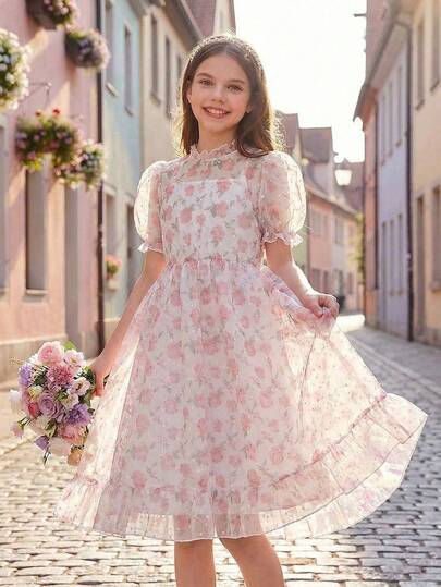 Tween Girl Ditsy Floral Princess Style Dress, Made Of Lightweight Organza Fabric With Airy And Ethereal Feel, Ruffled Collar Design, Layered Tie Dye Ditsy Floral, Puff Sleeves, Ruffled Hem, Loose And Flowy Silhouette, Suitable For Spring/Summer Occasions Like Birthday Party, Outdoor Picnic, Amusement Park, Lightweight
