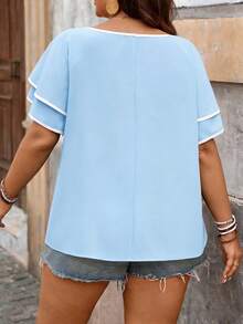 SHEIN CURVE+ Áo sơ mi nữ cỡ lớn kiểu dáng thường ngày với viền tương phản - Màu xanh nhạt - Xem 2