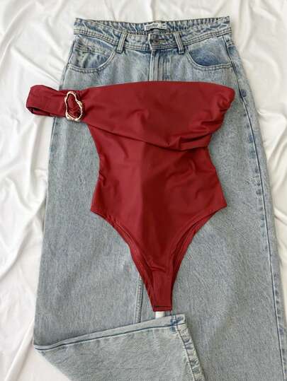 Resyla Women's Elegant Metal Decor Bandeau One-Shoulder Bodysuit, Summer