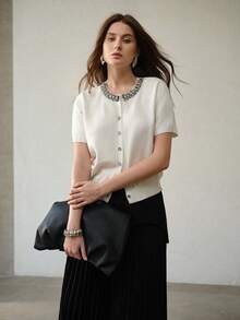 MOTF PREMIUM Blusa de punto con botones y detalles de strass - Blanco - Ver 7