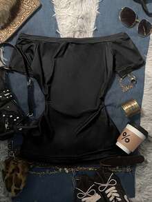 Glimmora Áo thun ngắn tay dáng ôm trễ vai phong cách Y2K thập niên 2000, in chữ "NEW YORK", kiểu dáng giản dị và cổ điển, phù hợp cho mặc hàng ngày, đi làm, dự tiệc, tụ họp và các dịp tựu trường. - Nhiều màu - Xem 2