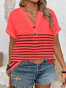 EMERY ROSE Model Terbaru Kaos Wanita Ukuran Plus Bergaris Leher V Kancing Lengan Pendek Longgar - Watermelon Pink - View 3