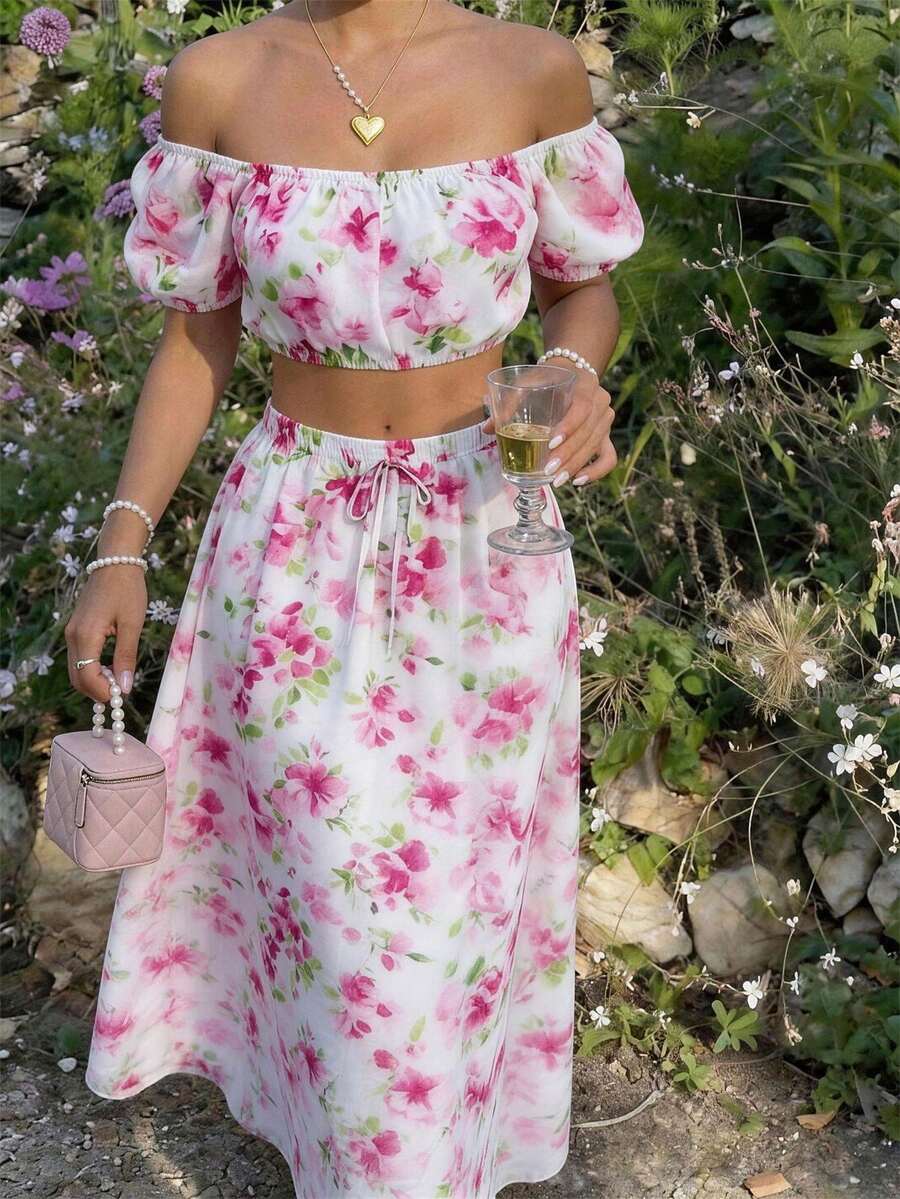 Lucivie 女士浪漫露肩碎花两件套 | 荷叶边短款上衣和长裙套装，性感优雅的春夏度假约会装 - 粉色 - 查看 1