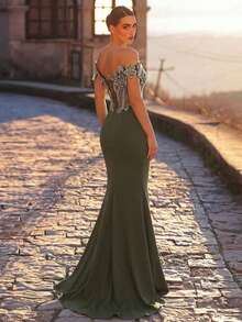 Glamrae 优雅奢华露肩袖串珠刺绣网纱拼接弹力褶皱鱼尾连衣裙，适合婚礼、派对、度假、晚宴等场合（重磅款） - 橄欖綠 - 查看 3