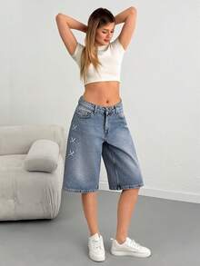 SHEIN Low Waist Embroidery Detailed Denim Bermuda - Light Wash - View 5