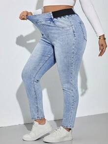 SHEIN Tall CURVE 大尺碼淺藍色夏季日常休閒女款高彈力牛仔褲，Y2K街頭風哥德頹廢風，適合生日、夜店、機場穿搭 - 中等水洗藍 - 查看 4